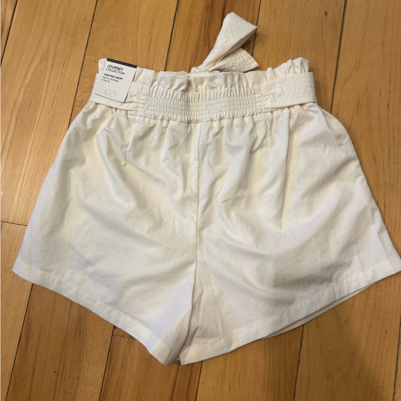 Calia Journey Trapunto Paperbag Skort - Picture 7 of 7